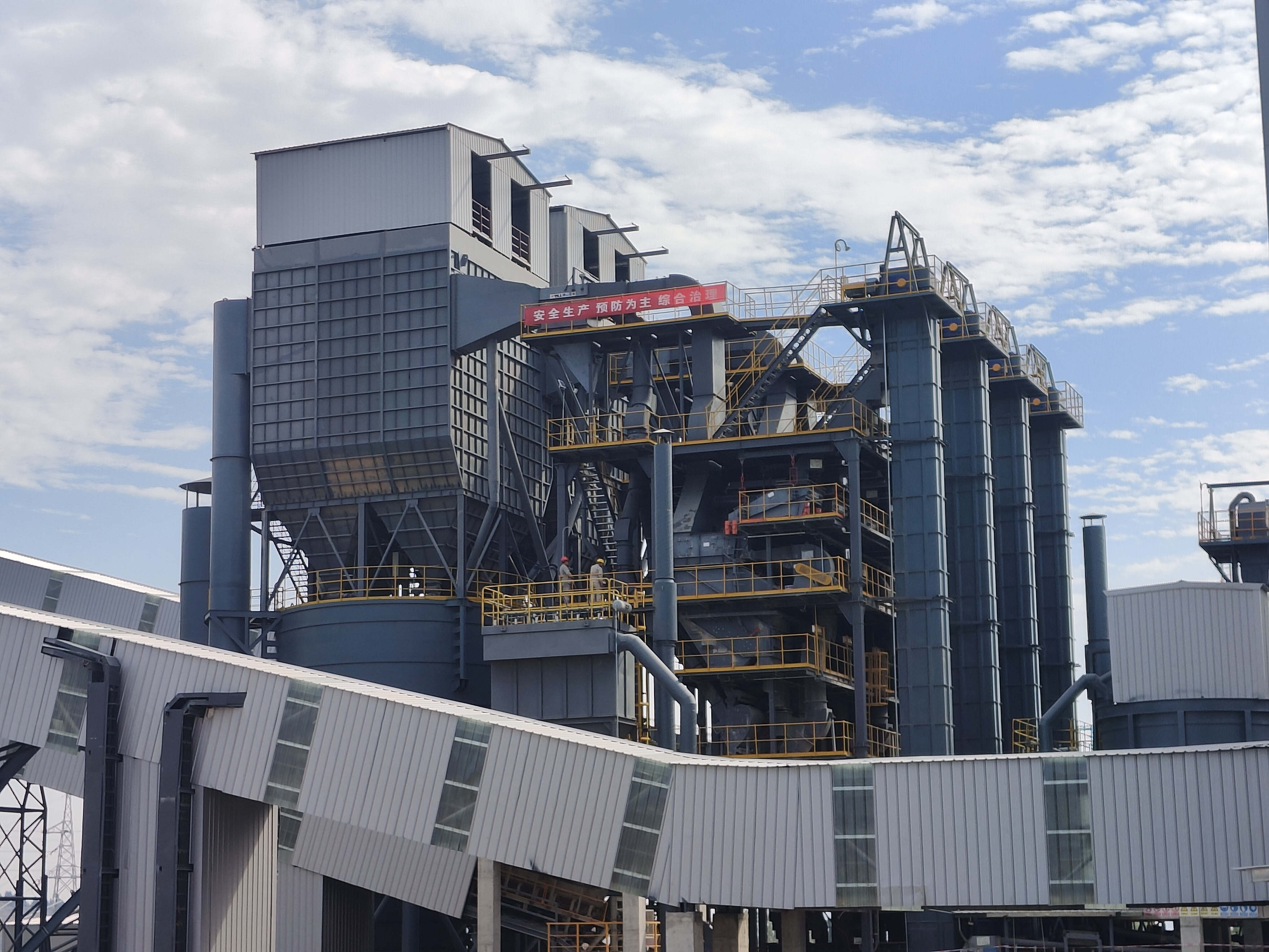 28項大型基礎建設工程獲批，制砂樓助力企業(yè)提高砂石品質