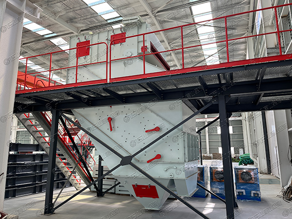 高頻篩，細(xì)物料篩分專家，效率高還不堵孔